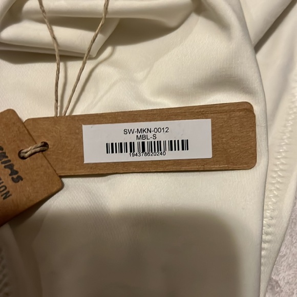 SKIMS SWIM CUT OUT MONOKINI - Picture 3 of 3